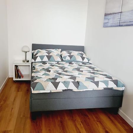 Sloneczny Apartament W Centrum Gdyni 2 Pokojowy Гдыня Экстерьер фото